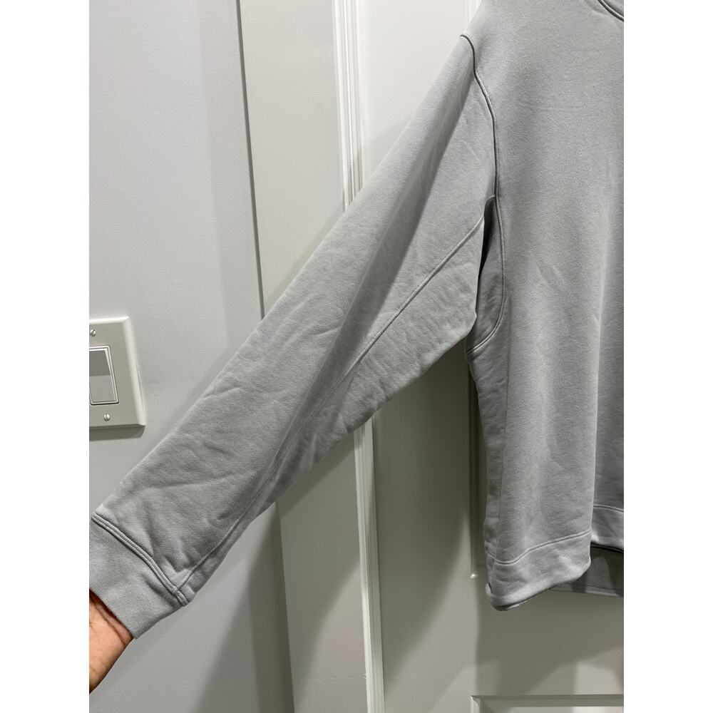 Lululemon Men's French Terry Oversized Seal Gray Crew Neck Sweatshirt Sz M - Picture 3 of 11